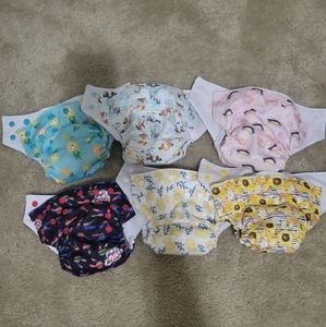 Newborn cloth diapers
